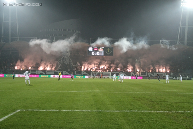 Sturm Graz - Rapid Wien
Oesterreichische Fussball Bundesliga, 14. Runde, SK Sturm Graz - SK Rapid Wien, Stadion Liebenau Graz, 03.11.2012. 

Foto zeigt Fans von Sturm mit einer Choreografie
Schlüsselwörter: pyrotechnik