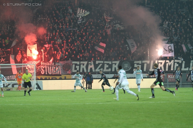 Sturm Graz - Rapid Wien
Oesterreichische Fussball Bundesliga, 14. Runde, SK Sturm Graz - SK Rapid Wien, Stadion Liebenau Graz, 03.11.2012. 

Foto zeigt Fans von Sturm
Schlüsselwörter: pyrotechnik