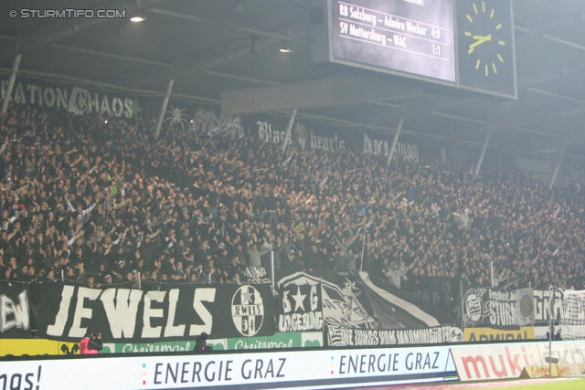 Sturm Graz - Rapid Wien
Oesterreichische Fussball Bundesliga, 14. Runde, SK Sturm Graz - SK Rapid Wien, Stadion Liebenau Graz, 03.11.2012. 

Foto zeigt Fans von Sturm
