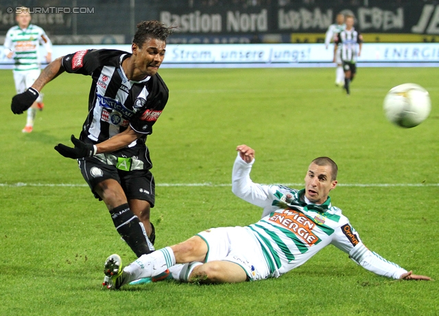 Sturm Graz - Rapid Wien
Oesterreichische Fussball Bundesliga, 14. Runde, SK Sturm Graz - SK Rapid Wien, Stadion Liebenau Graz, 03.11.2012. 

Foto zeigt Rubin Rafael Okotie (Sturm)
