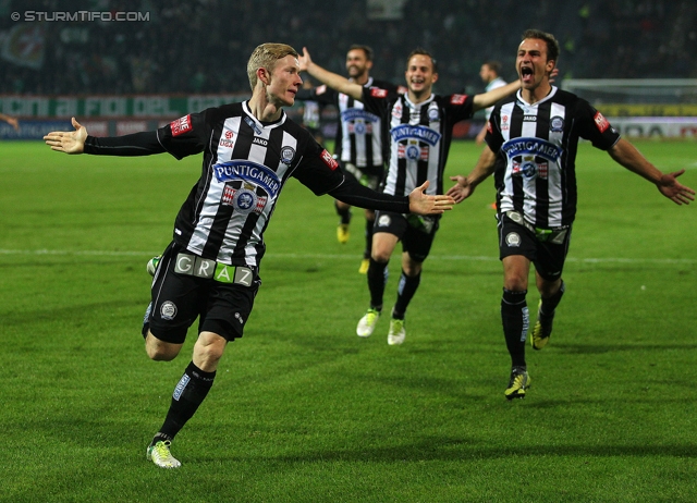 Sturm Graz - Rapid Wien
Oesterreichische Fussball Bundesliga, 14. Runde, SK Sturm Graz - SK Rapid Wien, Stadion Liebenau Graz, 03.11.2012. 

Foto zeigt Florian Kainz (Sturm)
Schlüsselwörter: torjubel