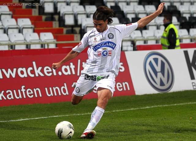 Admira - Sturm Graz
Oesterreichische Fussball Bundesliga, 15. Runde,  FC Admira - SK Sturm Graz, Stadion Suedstadt Maria Enzersdorf, 11.10.2012. 

Foto zeigt Imre Szabics (Sturm)
