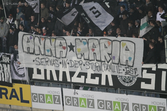 Sturm Graz - Ried
Oesterreichische Fussball Bundesliga, 16. Runde, SK Sturm Graz - SV Ried, Stadion Liebenau Graz, 17.11.2012. 

Foto zeigt Fans von Sturm mit einem Spruchband
