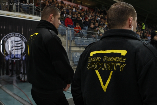 Sturm Graz - Ried
Oesterreichische Fussball Bundesliga, 16. Runde, SK Sturm Graz - SV Ried, Stadion Liebenau Graz, 17.11.2012. 

Foto zeigt Security
