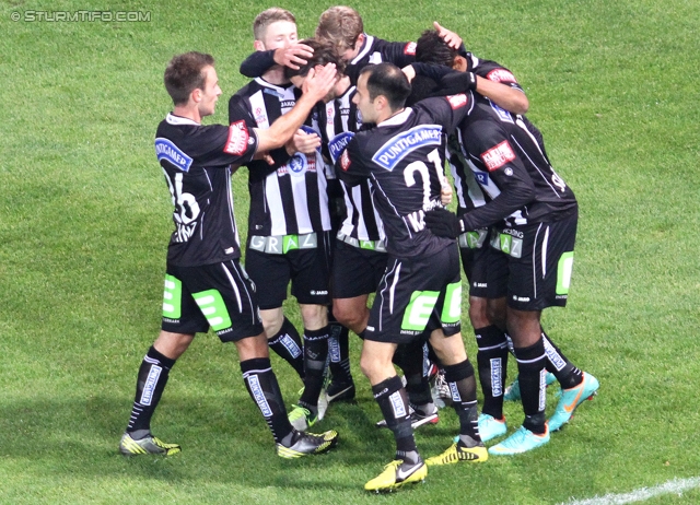 Sturm Graz - Ried
Oesterreichische Fussball Bundesliga, 16. Runde, SK Sturm Graz - SV Ried, Stadion Liebenau Graz, 17.11.2012. 

Foto zeigt die Mannschaft von Sturm
Schlüsselwörter: torjubel