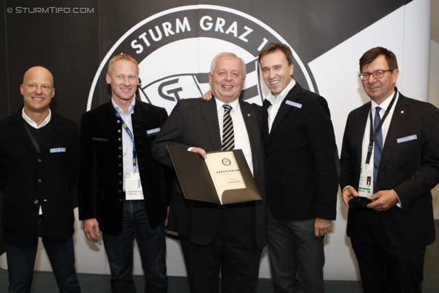 Sturm Mitgliederehrung
Oesterreichische Fussball Bundesliga, SK Sturm Graz Mitgliederehrung, Stadion Liebenau Graz, 17.11.2012. 

Foto zeigt Gerhard Goldbrich (General Manager Sturm), Peter Schaller (Vorstand Sturm), Hans Fedl (Ehrenpraesident Sturm), Christian Jauk (Praesident Sturm) und Ernst Wustinger (Vorstand Sturm) 
