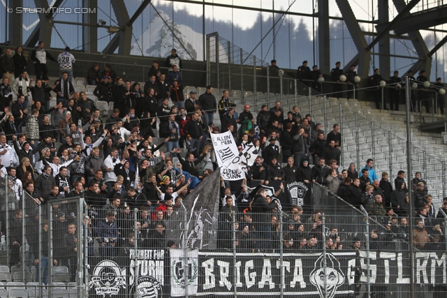 Innsbruck - Sturm Graz
Oesterreichische Fussball Bundesliga, 17. Runde,  FC Wacker Innsbruck - SK Sturm Graz, Tivoli Stadion Innsbruck, 24.11.2012. 

Foto zeigt Fans von Sturm
