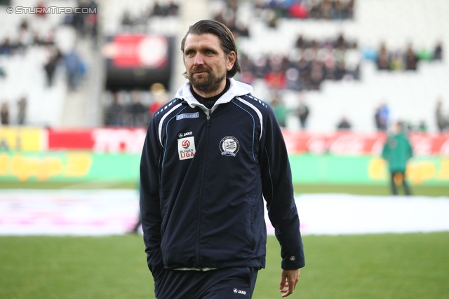 Innsbruck - Sturm Graz
Oesterreichische Fussball Bundesliga, 17. Runde,  FC Wacker Innsbruck - SK Sturm Graz, Tivoli Stadion Innsbruck, 24.11.2012. 

Foto zeigt Peter Hyballa (Cheftrainer Sturm)
