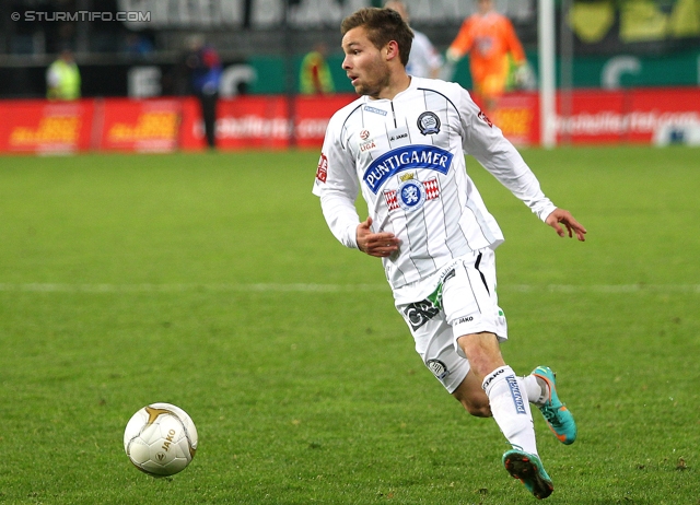 Innsbruck - Sturm Graz
Oesterreichische Fussball Bundesliga, 17. Runde,  FC Wacker Innsbruck - SK Sturm Graz, Tivoli Stadion Innsbruck, 24.11.2012. 

Foto zeigt David Schloffer (Sturm)
