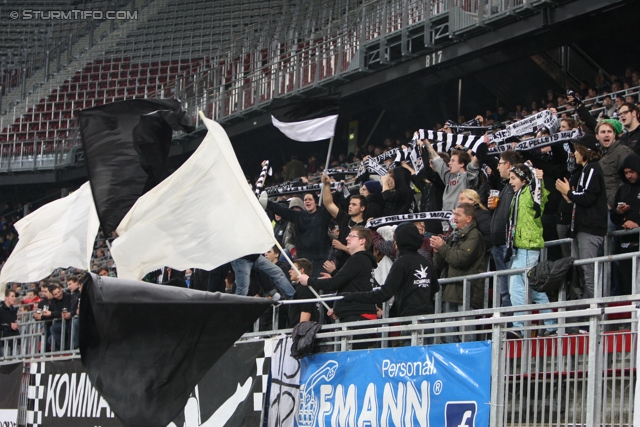 Wolfsberg - Sturm Graz
Oesterreichische Fussball Bundesliga, 13. Runde, Wolfsberg AC - SK Sturm Graz, Woerthereestadion Klagenfurt, 27.11.2012. 

Foto zeigt Fans von Wolfsberg
