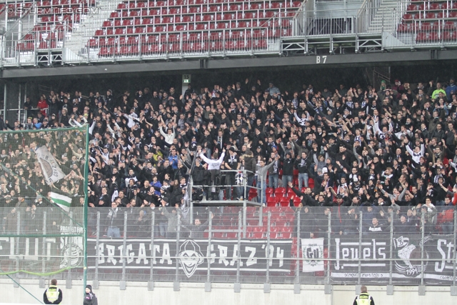 Wolfsberg - Sturm Graz
Oesterreichische Fussball Bundesliga, 13. Runde, Wolfsberg AC - SK Sturm Graz, Woerthereestadion Klagenfurt, 27.11.2012. 

Foto zeigt Fans von Sturm
