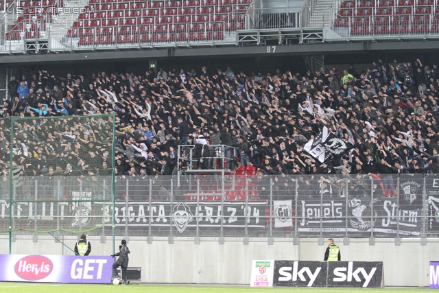 Wolfsberg - Sturm Graz
Oesterreichische Fussball Bundesliga, 13. Runde, Wolfsberg AC - SK Sturm Graz, Woerthereestadion Klagenfurt, 27.11.2012. 

Foto zeigt Fans von Sturm
