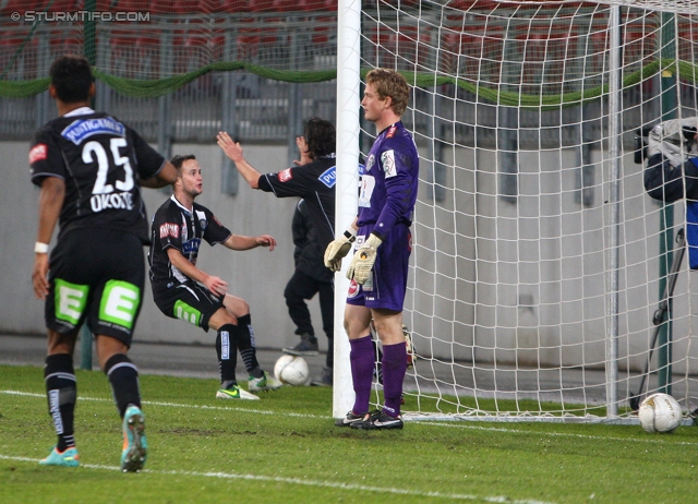 Wolfsberg - Sturm Graz
Oesterreichische Fussball Bundesliga, 13. Runde, Wolfsberg AC - SK Sturm Graz, Woerthereestadion Klagenfurt, 27.11.2012. 

Foto zeigt Rubin Rafael Okotie (Sturm), Christian Klem (Sturm), Imre Szabics (Sturm) und Christian Dobnik (Wolfsberg)
Schlüsselwörter: tor