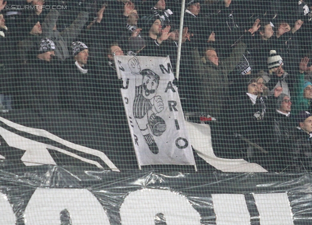 Sturm Graz - Wr. Neustadt
Oesterreichische Fussball Bundesliga, 18. Runde, SK Sturm Graz - SC Wiener Neustadt, Stadion Liebenau Graz, 01.12.2012. 

Foto zeigt Fans von Sturm
