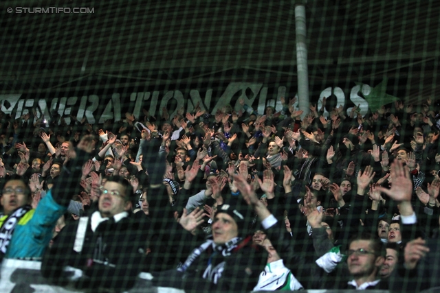 Sturm Graz - Wr. Neustadt
Oesterreichische Fussball Bundesliga, 18. Runde, SK Sturm Graz - SC Wiener Neustadt, Stadion Liebenau Graz, 01.12.2012. 

Foto zeigt Fans von Sturm
