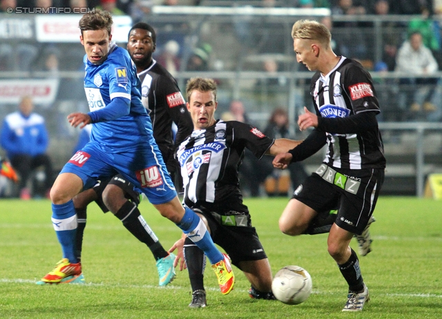 Sturm Graz - Wr. Neustadt
Oesterreichische Fussball Bundesliga, 18. Runde, SK Sturm Graz - SC Wiener Neustadt, Stadion Liebenau Graz, 01.12.2012. 

Foto zeigt Tobias Kainz (Sturm) und Matthias Koch (Sturm)
