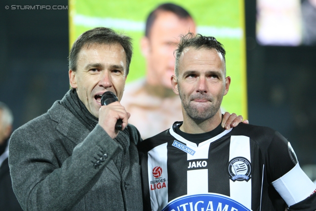 Sturm Graz - Wr. Neustadt
Oesterreichische Fussball Bundesliga, 18. Runde, SK Sturm Graz - SC Wiener Neustadt, Stadion Liebenau Graz, 01.12.2012. 

Foto zeigt Christian Jauk (Praesident Sturm) und Mario Haas (Sturm)
