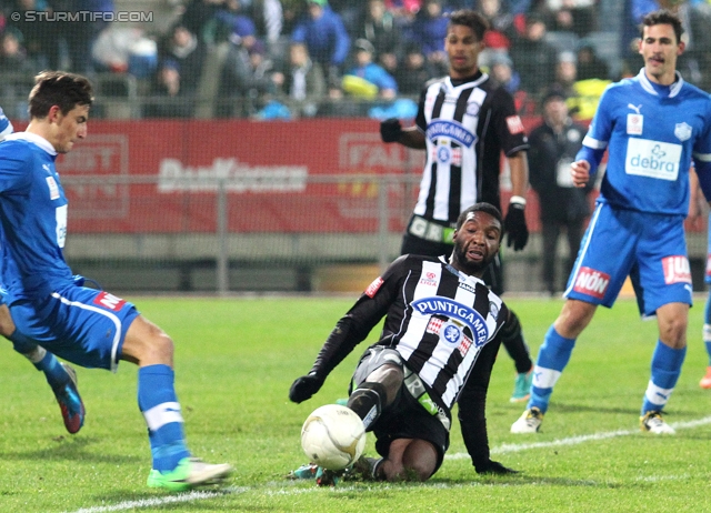 Sturm Graz - Wr. Neustadt
Oesterreichische Fussball Bundesliga, 18. Runde, SK Sturm Graz - SC Wiener Neustadt, Stadion Liebenau Graz, 01.12.2012. 

Foto zeigt Richard Sukuta-Pasu (Sturm)
