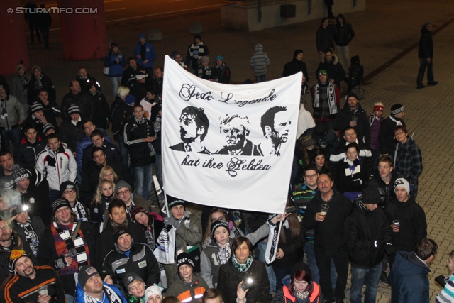 Sturm Graz - Wr. Neustadt
Oesterreichische Fussball Bundesliga, 18. Runde, SK Sturm Graz - SC Wiener Neustadt, Stadion Liebenau Graz, 01.12.2012. 

Foto zeigt Fans von Sturm
