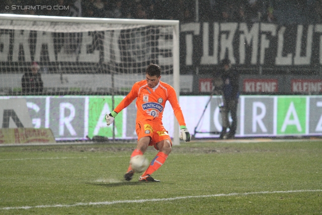 Sturm Graz - RB Salzburg
Oesterreichische Fussball Bundesliga, 19. Runde, SK Sturm Graz - RB Salzburg, Stadion Liebenau Graz, 08.12.2012. 

Foto zeigt Johannes Focher (Sturm)
