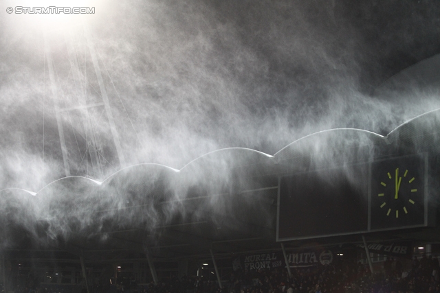 Sturm Graz - RB Salzburg
Oesterreichische Fussball Bundesliga, 19. Runde, SK Sturm Graz - RB Salzburg, Stadion Liebenau Graz, 08.12.2012. 

Foto zeigt Schneeverwehung
