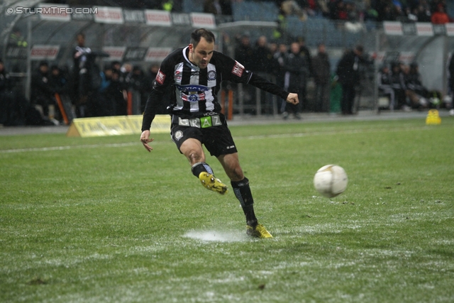 Sturm Graz - RB Salzburg
Oesterreichische Fussball Bundesliga, 19. Runde, SK Sturm Graz - RB Salzburg, Stadion Liebenau Graz, 08.12.2012. 

Foto zeigt Leonhard Kaufmann (Sturm)
