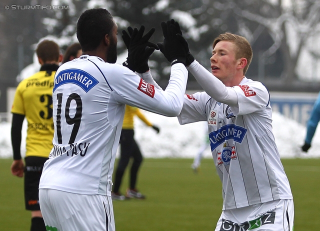 Sturm Graz - Allerheiligen
Testspiel,  SK Sturm Graz - SV Allerheiligen, Trainingszentrum Messendorf, 19.01.2013. 

Foto zeigt Richard Sukuta-Pasu (Sturm) und Florian Kainz (Sturm)
Schlüsselwörter: torjubel