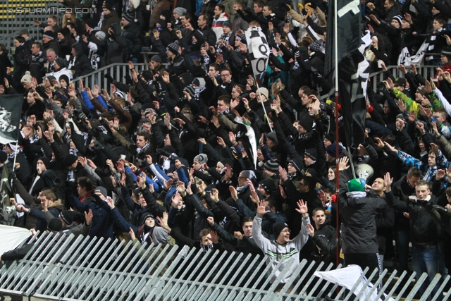 Mattersburg - Sturm Graz
Oesterreichische Fussball Bundesliga, 21. Runde,SV Mattersburg - SK Sturm Graz, Pappelstadion Mattersburg, 16.02.2013. 

Foto zeigt Fans von Sturm
