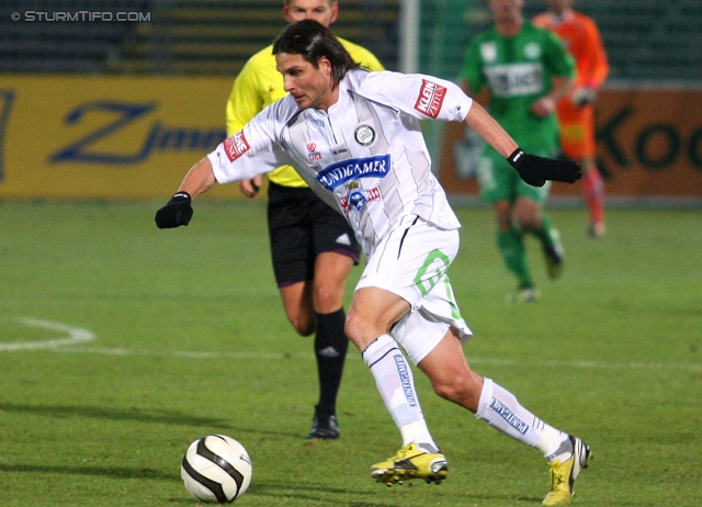 Mattersburg - Sturm Graz
Oesterreichische Fussball Bundesliga, 21. Runde,SV Mattersburg - SK Sturm Graz, Pappelstadion Mattersburg, 16.02.2013. 

Foto zeigt Imre Szabics (Sturm)
