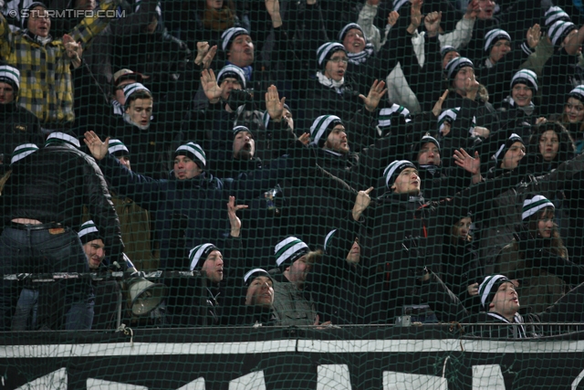 Rapid Wien - Sturm Graz
Oesterreichische Fussball Bundesliga, 23. Runde, SK Rapid Wien - SK Sturm Graz, Gerhard Hanappi Stadion Wien, 23.02.2013. 

Foto zeigt Fans von Sturm
