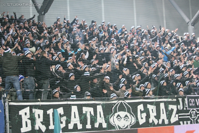 Rapid Wien - Sturm Graz
Oesterreichische Fussball Bundesliga, 23. Runde, SK Rapid Wien - SK Sturm Graz, Gerhard Hanappi Stadion Wien, 23.02.2013. 

Foto zeigt Fans von Sturm
