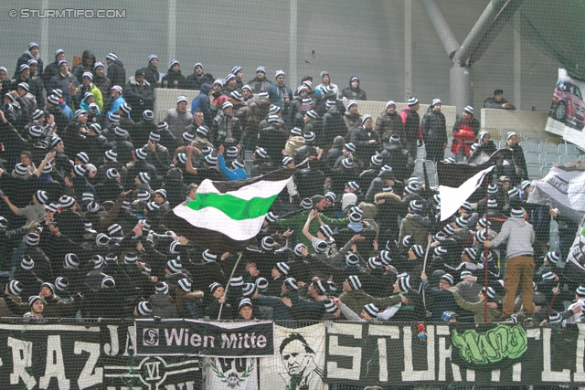 Rapid Wien - Sturm Graz
Oesterreichische Fussball Bundesliga, 23. Runde, SK Rapid Wien - SK Sturm Graz, Gerhard Hanappi Stadion Wien, 23.02.2013. 

Foto zeigt Fans von Sturm
