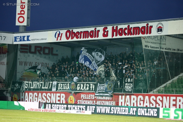 Ried - Sturm Graz
Oesterreichische Fussball Bundesliga, 25. Runde, SV Ried- SK Sturm Graz, Arena Ried, 09.03.2013. 

Foto zeigt Fans von Sturm
