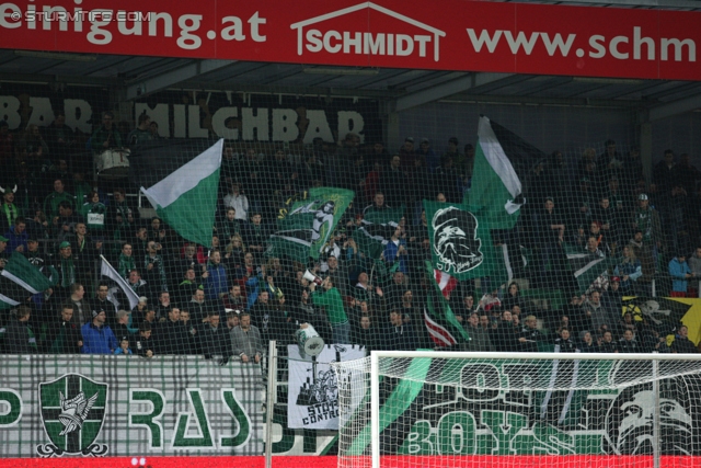Ried - Sturm Graz
Oesterreichische Fussball Bundesliga, 25. Runde, SV Ried- SK Sturm Graz, Arena Ried, 09.03.2013. 

Foto zeigt Fans von Ried
