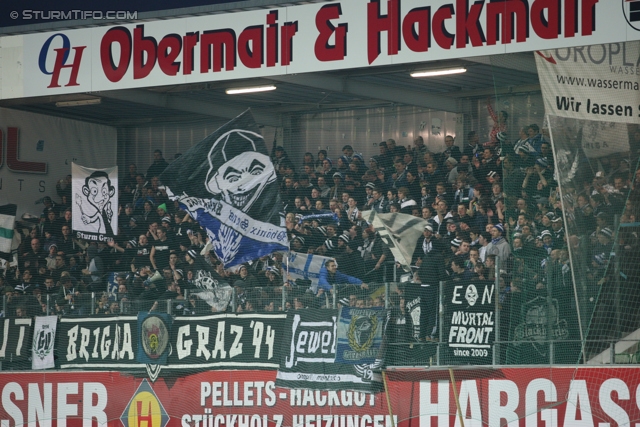 Ried - Sturm Graz
Oesterreichische Fussball Bundesliga, 25. Runde, SV Ried- SK Sturm Graz, Arena Ried, 09.03.2013. 

Foto zeigt Fans von Sturm
