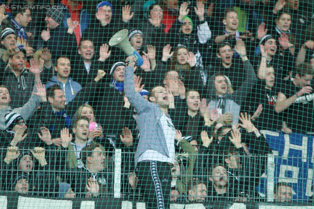 Ried - Sturm Graz
Oesterreichische Fussball Bundesliga, 25. Runde, SV Ried- SK Sturm Graz, Arena Ried, 09.03.2013. 

Foto zeigt Fans von Sturm
