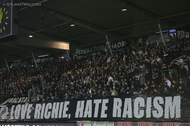 Sturm Graz - Innsbruck
Oesterreichische Fussball Bundesliga, 26. Runde, SK Sturm Graz - FC Wacker Innsbruck, Stadion Liebenau Graz, 16.03.2013. 

Foto zeigt Fans von Sturm mit einem Spruchband
