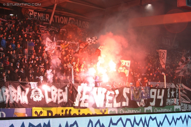 Sturm Graz - Innsbruck
Oesterreichische Fussball Bundesliga, 26. Runde, SK Sturm Graz - FC Wacker Innsbruck, Stadion Liebenau Graz, 16.03.2013. 

Foto zeigt Fans von Sturm
Schlüsselwörter: pyrotechnik