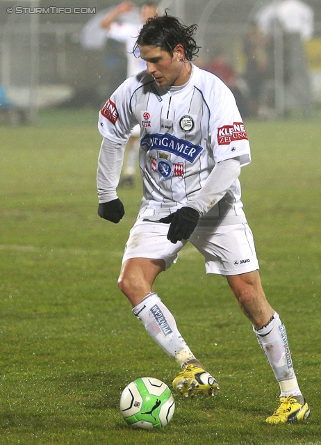 Wr. Neustadt - Sturm Graz
Oesterreichische Fussball Bundesliga, 27. Runde, SC Wiener Neustadt - SK Sturm Graz, Stadion Wiener Neustadt, 30.03.2013. 

Foto zeigt Imre Szabics (Sturm)
