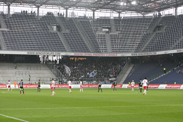 Salzburg - Sturm Graz
Oesterreichische Fussball Bundesliga, 28. Runde, FC RB Salzburg - SK Sturm Graz, Stadion Wals-Siezenheim, 07.04.2013. 

Foto zeigt Fans von Sturm
