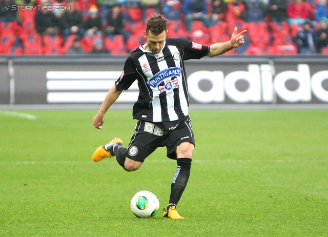 Salzburg - Sturm Graz
Oesterreichische Fussball Bundesliga, 28. Runde, FC RB Salzburg - SK Sturm Graz, Stadion Wals-Siezenheim, 07.04.2013. 

Foto zeigt Michael Madl (Sturm)
