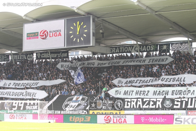 Sturm Graz - Austria Wien
Oesterreichische Fussball Bundesliga, 29. Runde, SK Sturm Graz - FK Austria Wien, Stadion Liebenau Graz, 14.04.2013. 

Foto zeigt Fans von Sturm mit einer Choreografie
