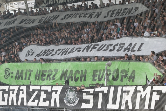 Sturm Graz - Austria Wien
Oesterreichische Fussball Bundesliga, 29. Runde, SK Sturm Graz - FK Austria Wien, Stadion Liebenau Graz, 14.04.2013. 

Foto zeigt Fans von Sturm mit einer Choreografie
