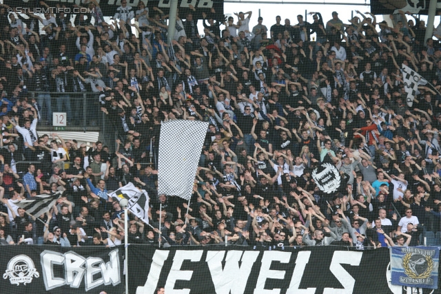 Sturm Graz - Austria Wien
Oesterreichische Fussball Bundesliga, 29. Runde, SK Sturm Graz - FK Austria Wien, Stadion Liebenau Graz, 14.04.2013. 

Foto zeigt Fans von Sturm
