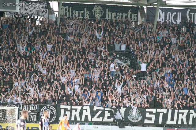 Sturm Graz - Austria Wien
Oesterreichische Fussball Bundesliga, 29. Runde, SK Sturm Graz - FK Austria Wien, Stadion Liebenau Graz, 14.04.2013. 

Foto zeigt Fans von Sturm
