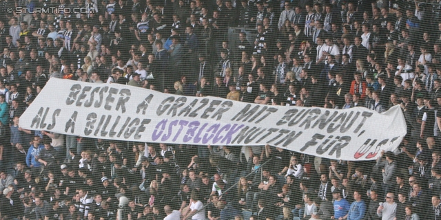 Sturm Graz - Austria Wien
Oesterreichische Fussball Bundesliga, 29. Runde, SK Sturm Graz - FK Austria Wien, Stadion Liebenau Graz, 14.04.2013. 

Foto zeigt Fans von Sturm mit einem Spruchband
