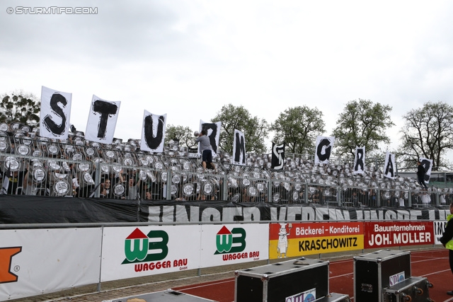 Wolfsberg - Sturm Graz
Oesterreichische Fussball Bundesliga, 31. Runde, Wolfsberger AC - SK Sturm Graz, Lavanttal Arena Wolfsberg, 27.04.2013. 

Foto zeigt Fans von Sturm mit einer Choreografie
