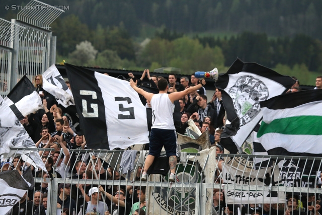 Wolfsberg - Sturm Graz
Oesterreichische Fussball Bundesliga, 31. Runde, Wolfsberger AC - SK Sturm Graz, Lavanttal Arena Wolfsberg, 27.04.2013. 

Foto zeigt Fans von Sturm
