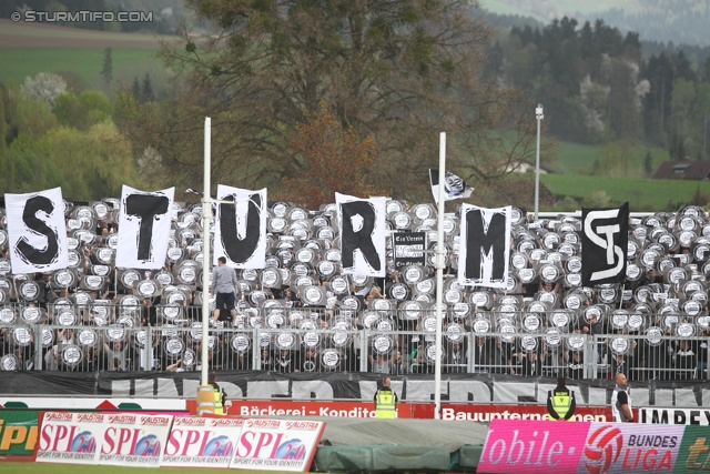 Wolfsberg - Sturm Graz
Oesterreichische Fussball Bundesliga, 31. Runde, Wolfsberger AC - SK Sturm Graz, Lavanttal Arena Wolfsberg, 27.04.2013. 

Foto zeigt Fans von Sturm mit einer Choreografie
