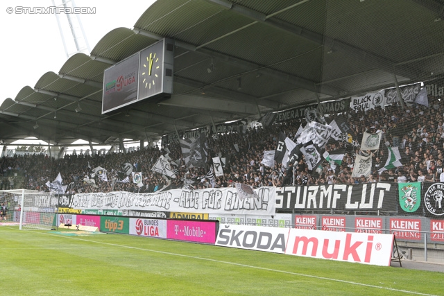 Sturm Graz - Rapid Wien
Oesterreichische Fussball Bundesliga, 32. Runde, SK Sturm Graz - SK Rapid Wien, Stadion Liebenau Graz, 05.05.2013. 

Foto zeigt Fans von Sturm mit einem Spruchband
